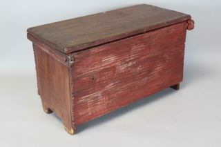 VERY RARE 17TH C MA PILGRIM TABLE TOP BLANKET CHEST WOOD PINTLE HINGES 11