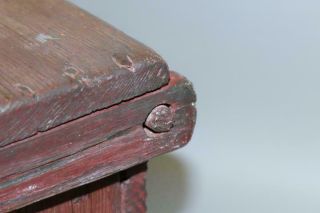 VERY RARE 17TH C MA PILGRIM TABLE TOP BLANKET CHEST WOOD PINTLE HINGES 12