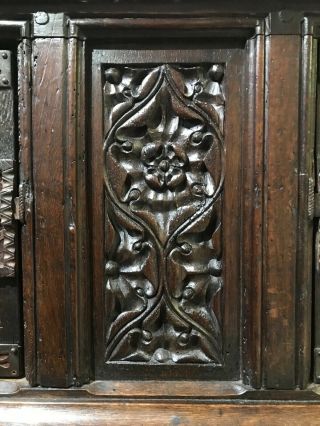 16th century oak cupboard 5