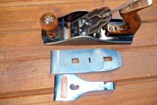 Vintage STANLEY BAILEY 4 1/2 Plane Made in England Woodworking Planer 8
