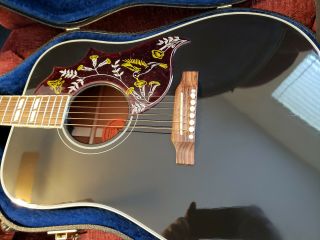 2014 Gibson Hummingbird Guitar Ebony Custom Very Rare w LR Baggs Pick Up & OHSC 8