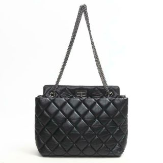 Chanel 2.  55 Matelasse Cc Chain Shoulder Bag Vintage Leather Black Vintage