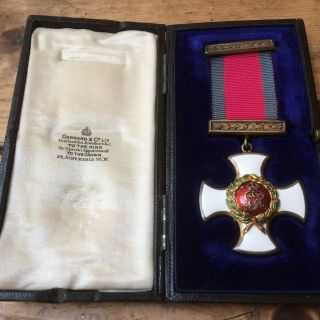 Rare Distinguished Service Order Dso Medal Ww1 Era In Case