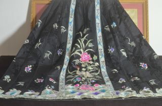 Vintage Hand Embroidered Chinese Silk Skirt Uu799