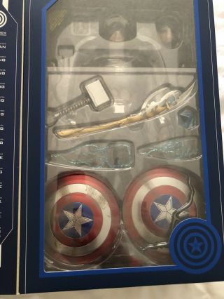 Disney D23 Expo 2019 Exclusive Hot Toys Endgame Captain America LE Rare 2
