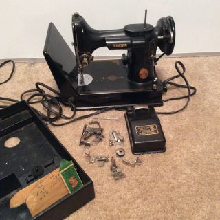 Vintage Singer Portable Electric Sewing Machine 221 - 1