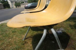 3 Vintage Herman Miller Eames beige Shell Chairs cream tan wide base 6