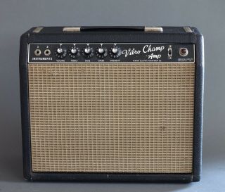 Fender Vibro Champ Amplifier 1964 Vintage Guitar Amp