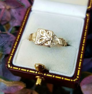 Antique 1865 Victorian 9ct Yellow Gold Ornate Envelope Poison Locket Ring Size P