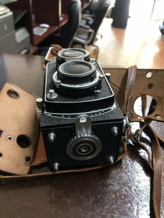 Vintage Ricoh Diaccord Tlr Film Camera