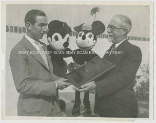 Walt Disney Mickey Minnie Mouse Vintage Photo 1933