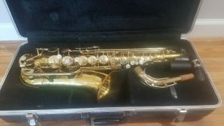 Conn 18m Vintage Alto Saxophone With Hard Case