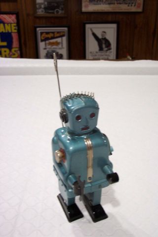 Vintage 1950’s tin Nomura Zoomer robot battery operated…loose contact wire 2