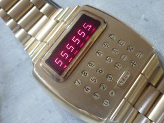 Vintage Men ' s Pulsar Calculator Flick Wrist LED Digital Goldfilled Watch 11