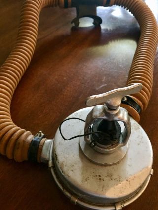 Vintage US Divers Mistral double hose scuba regulator Yellow OEM hoses 3
