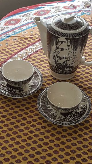 Vintage Vernon Kilns Moby Dick Coffee Pot & Cups