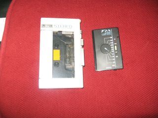 Vhtf Vtg Akai Pm - 01 Stereo Cassette Player Fm - 01 Tuner Walkman Japanese