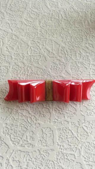 Vintage Large Carved Red Bakelite Bow Pin Brooch