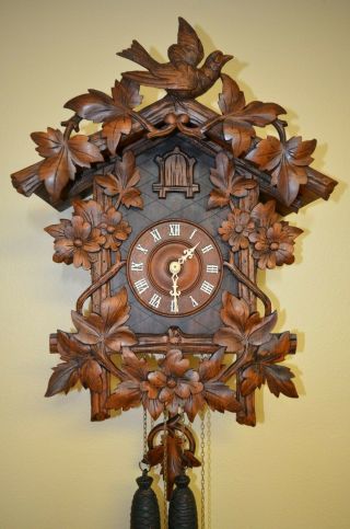 Antique German Black Forest Rare Motif G.  H.  S.  Cuckoo Clock