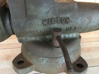 vtg.  antique Wilton Bullet Bench Vice 4 1/2 