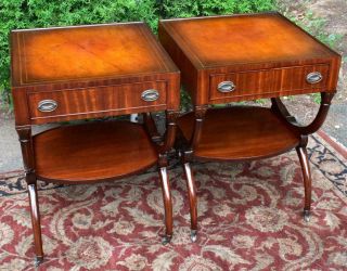 1910s English Regency Mahogany Leather Top Side Tables / End Tables