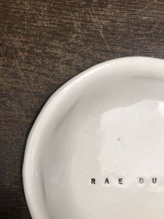 rae dunn Bee Plate 90’s Handmade Extreamly Rare 10