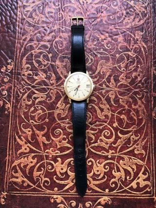 Vintage Omega 18K Yellow Gold Electronic F300hz Chronometer Men ' s Watch 2