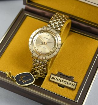 Vtg Bulova Accutron Astronaut 14k Solid Gold Bezel Ring,  Cover And Knob Watch