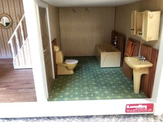 Lundby Vintage Dollhouse With Furniture And Dolls 5
