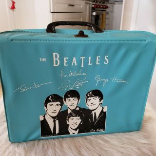 1964 The Beatles Lunch Box Vinyl Nems Air Flite Rare Light Blue Case Very Scarce