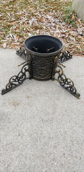 Vintage Traditions Cast Iron Christmas Tree Stand Very Ornate 7 " Trunk Capacity