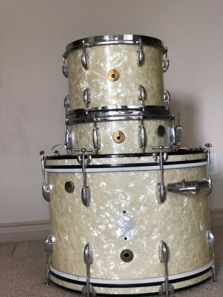 1950s Vintage Gretsch Drums Set Round Badge White Marine Pearl