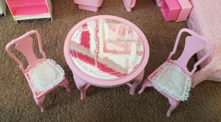 Vintage 1985 Barbie Dream House with Furniture 11
