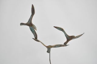 Jere Vtg Mid Century Modern Brass Stone Birds In Flight Seagull Table Sculpture 6