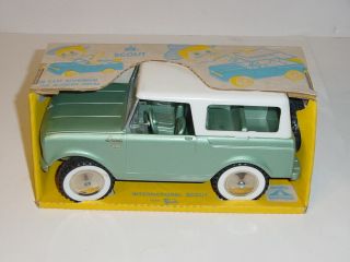 Rare 1/16 International Green Scout Truck By Ertl W/box