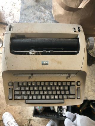 Vintage Ibm Selectric 1 Typewriter - Tan -