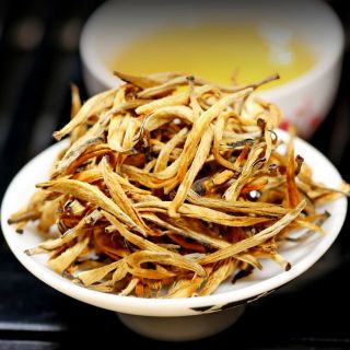 Supreme Organic Ancient Tree Golden Needles Dian Hong Yunnan Gold Black Tea