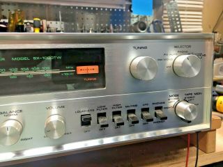 Vintage Pioneer Stereo/Receiver amplifier SX - 1000TW 50W/channel 9/10 2