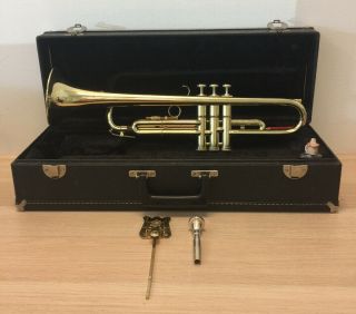 Vintage Holton Trumpet 487351 W/ Mouthpiece & Case I4 - 214