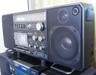 Vintage Sanyo M9998k Boombox Stereo Radio Cassette Player Recorder 1978y