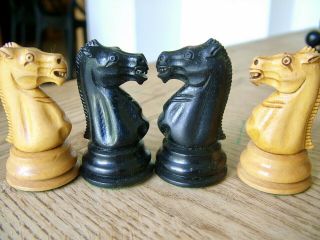 ANTIQUE JAQUES LONDON WEIGHTED VICTORIAN CHESS SET 3.  5 