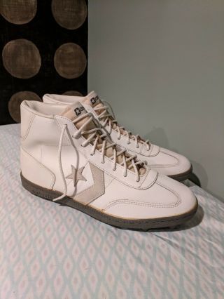 Vintage Converse Cleats/sneakers 1980 