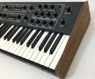 Sequential Circuits Prophet 600 Vintage Synthesiser with Case 5
