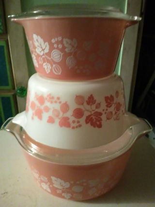 Vintage Pyrex Pink Gooseberry Casserole Bowls & 2 Lids.