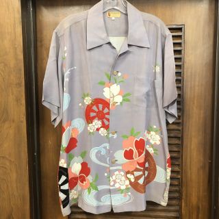 Vintage 1950’s Asian Japanese Pattern Crepe Hawaiian Shirt - Large