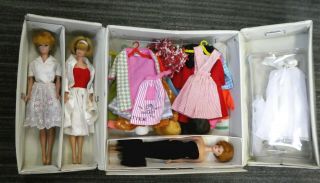 3 Vintage Barbie Dolls - Clothes - Accessories - Carrying Case - 1960 ' s 4