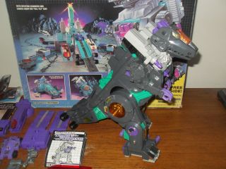 transformers g1 vintage trypticon 100 complete electronics work box 6