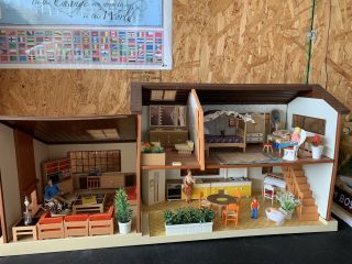 Vintage 1970 Tomy Smaller Homes And Garden Doll House And Furniture