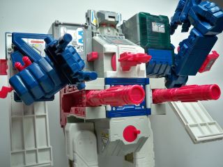 D2000667 Fortress Maximus G1 Transformers 1987 Vintage 100 Complete