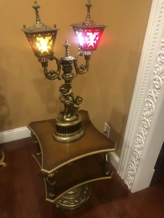 Stunning Vintage Brass Cherub And Angels Lamp With Glass Panels